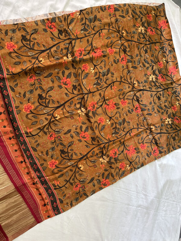 Gajji Silk Dupattas - Image 11