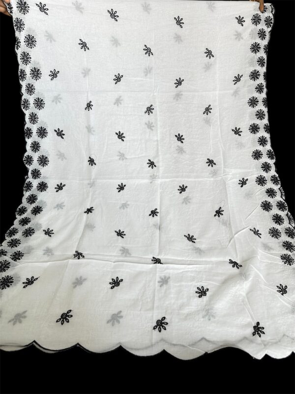 Mulmul Embroidery - Image 4